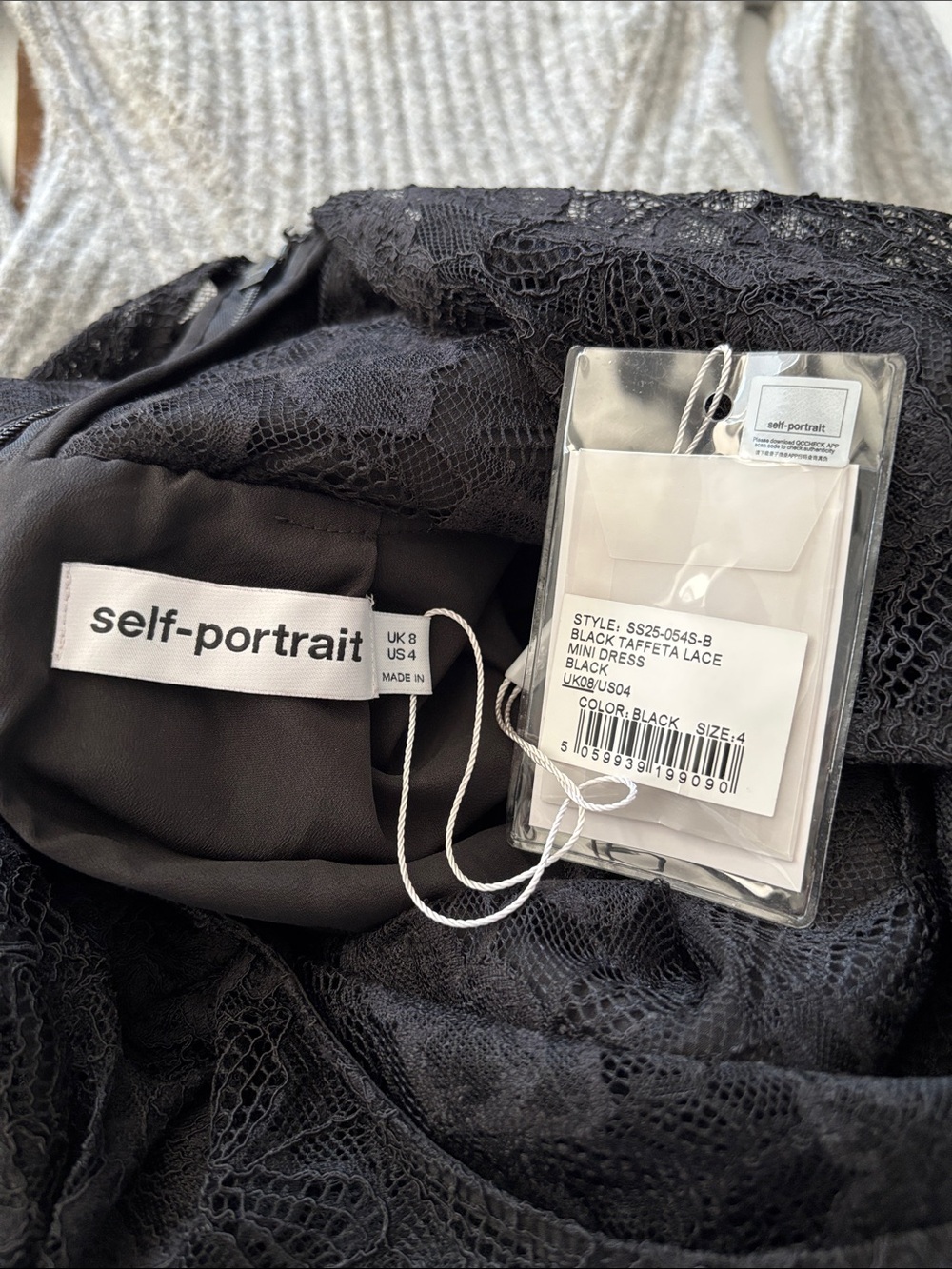 NEW Self Portrait Black Taffeta Lace Mini Dress Size 4 Bubble Hem Long Sleeve - Picture 5 of 7